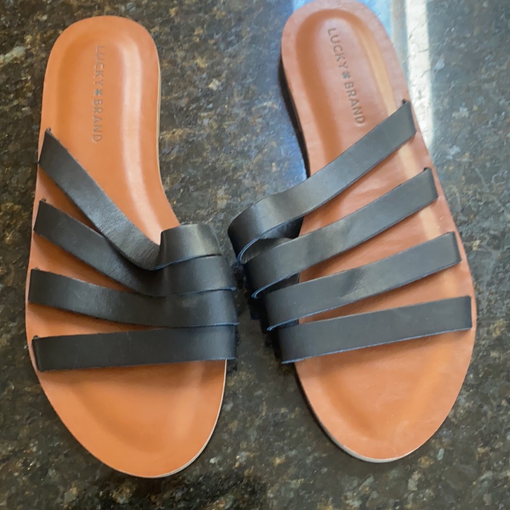 Lucky Brand pair of leather strappy sandals NWOB - Picture 2 of 12